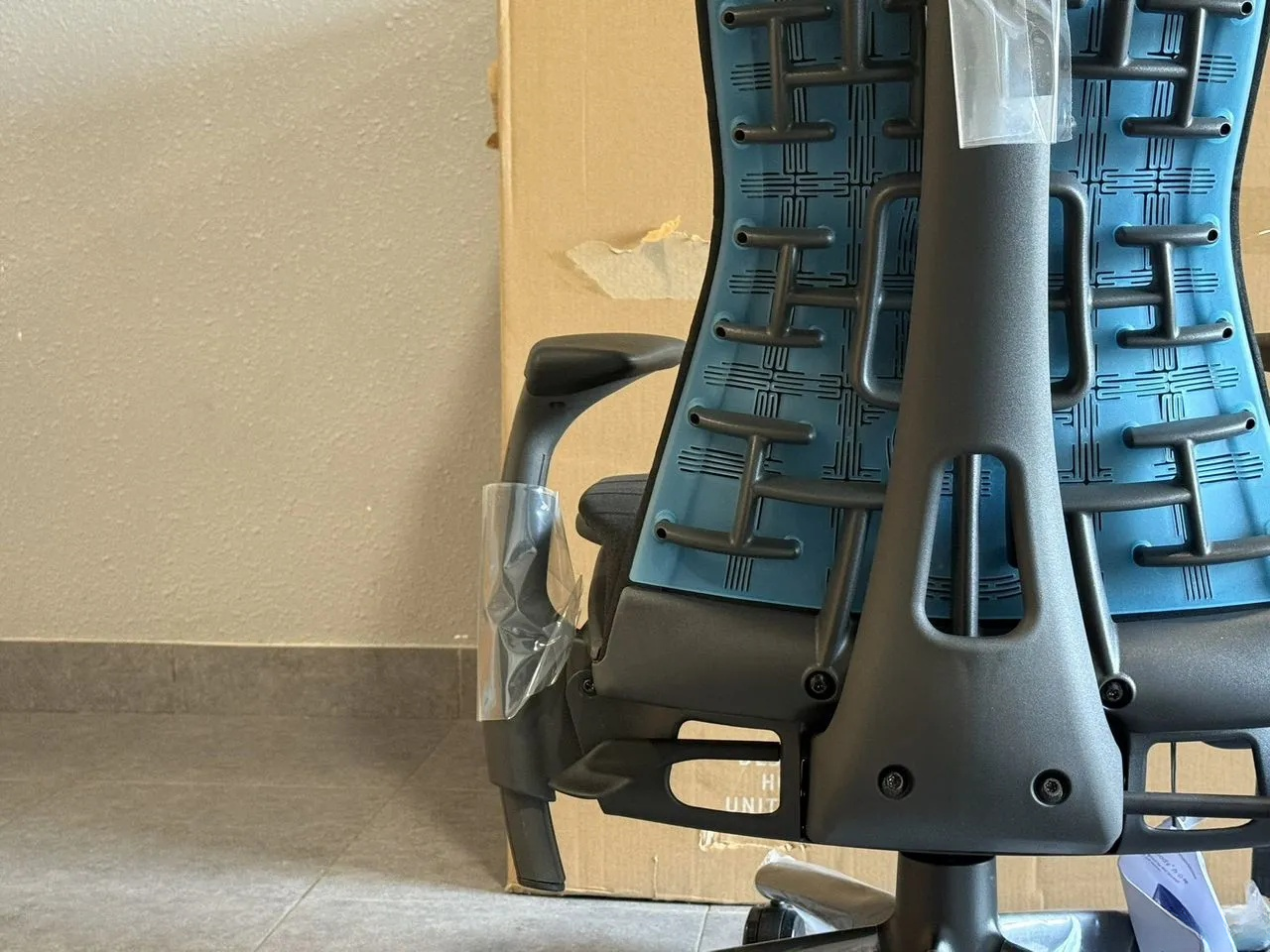 herman miller embody x logitech gaming chair black & cyan herman miller embody x logitech gaming chair black & cyan