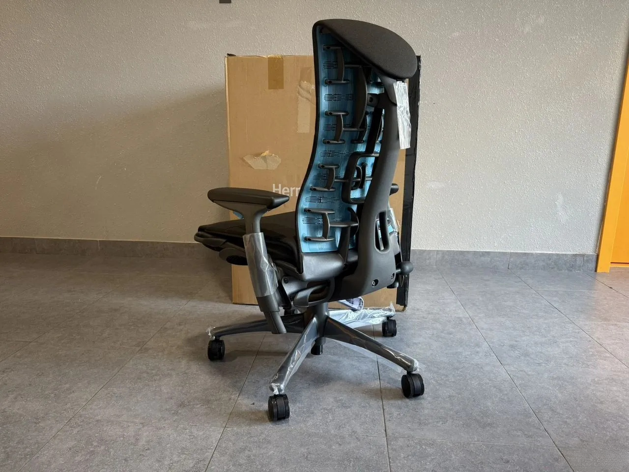 herman miller embody x logitech gaming chair black & cyan herman miller embody x logitech gaming chair black & cyan