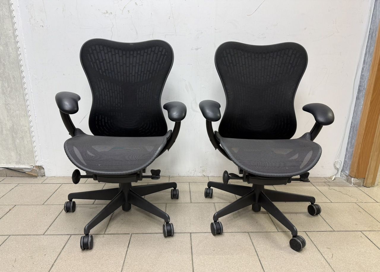 herman miller mirra 2 chair graphite herman miller mirra 2 chair graphite