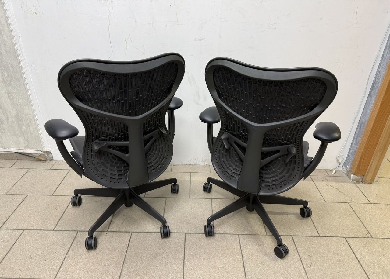 herman miller mirra 2 chair graphite herman miller mirra 2 chair graphite