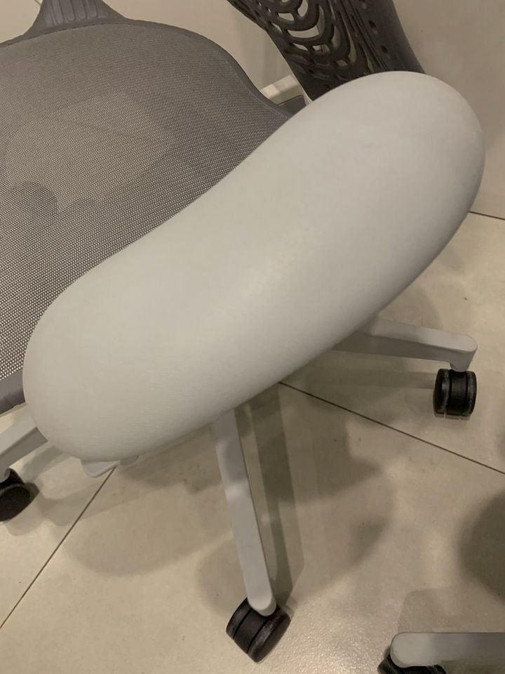 herman miller mirra 2 chair grey fog & studio white herman miller mirra 2 chair grey fog & studio white