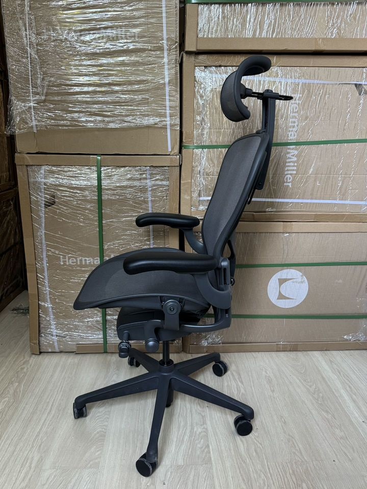 herman miller aeron remastered graphite with atlas headrest herman miller aeron remastered graphite with atlas headrest